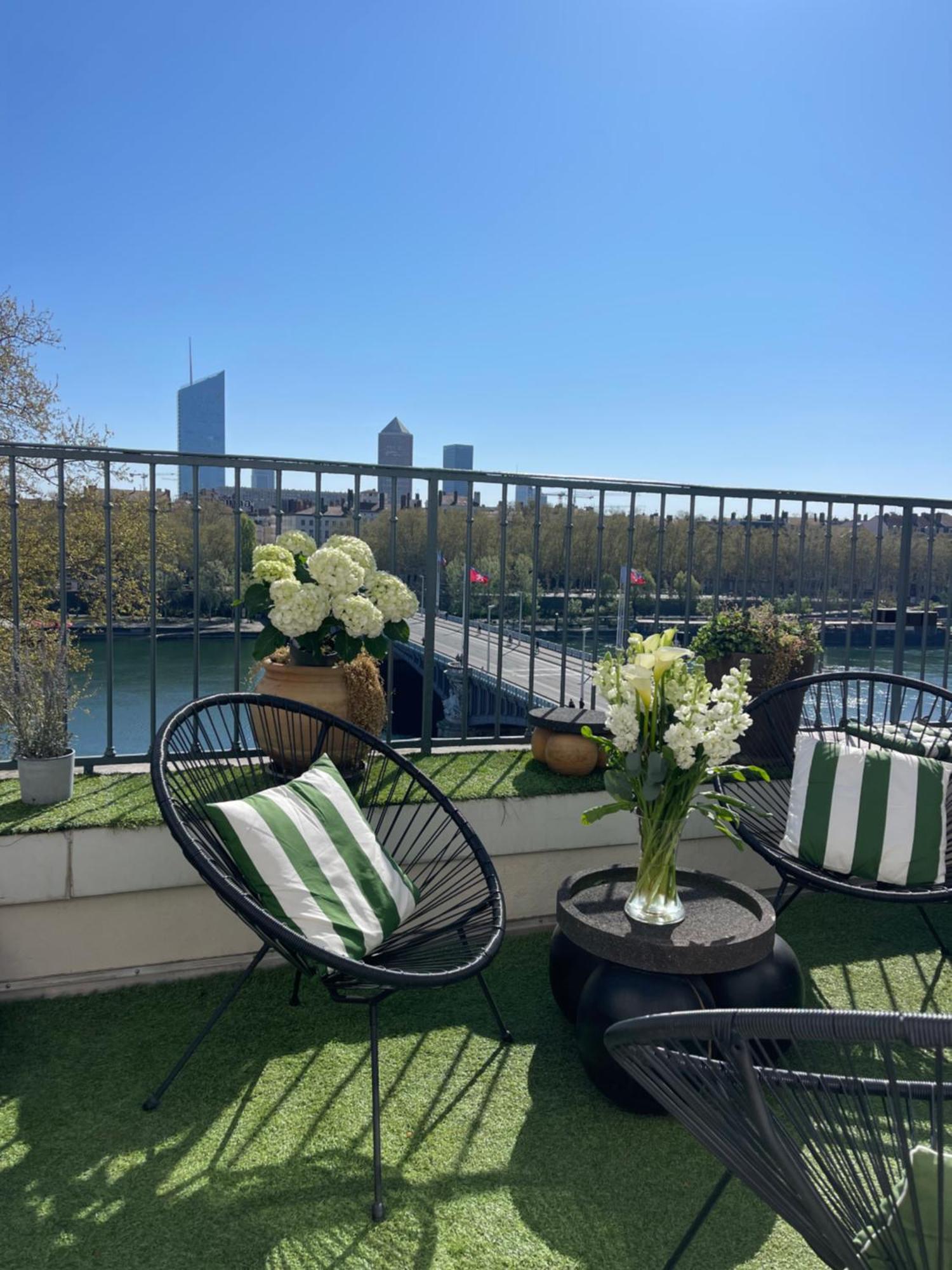 Coeur De Lyon Avec Terrasse Et Jacuzzi Lägenhet Exteriör bild